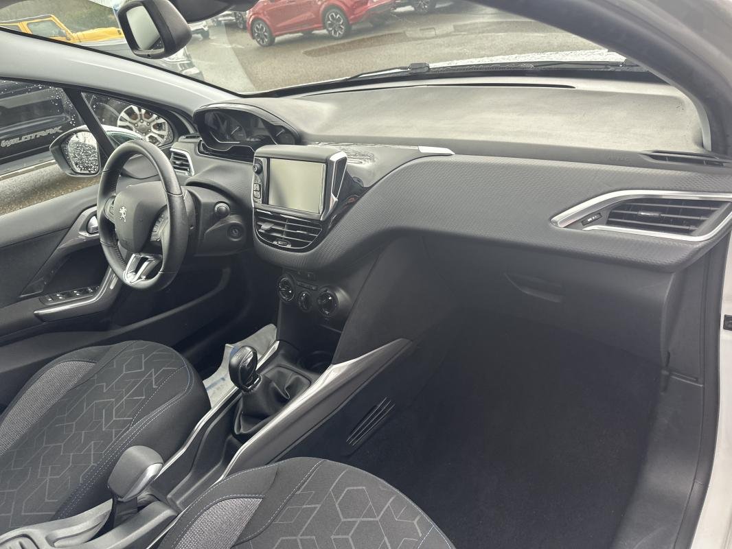 Peugeot 2008 - Photo 10