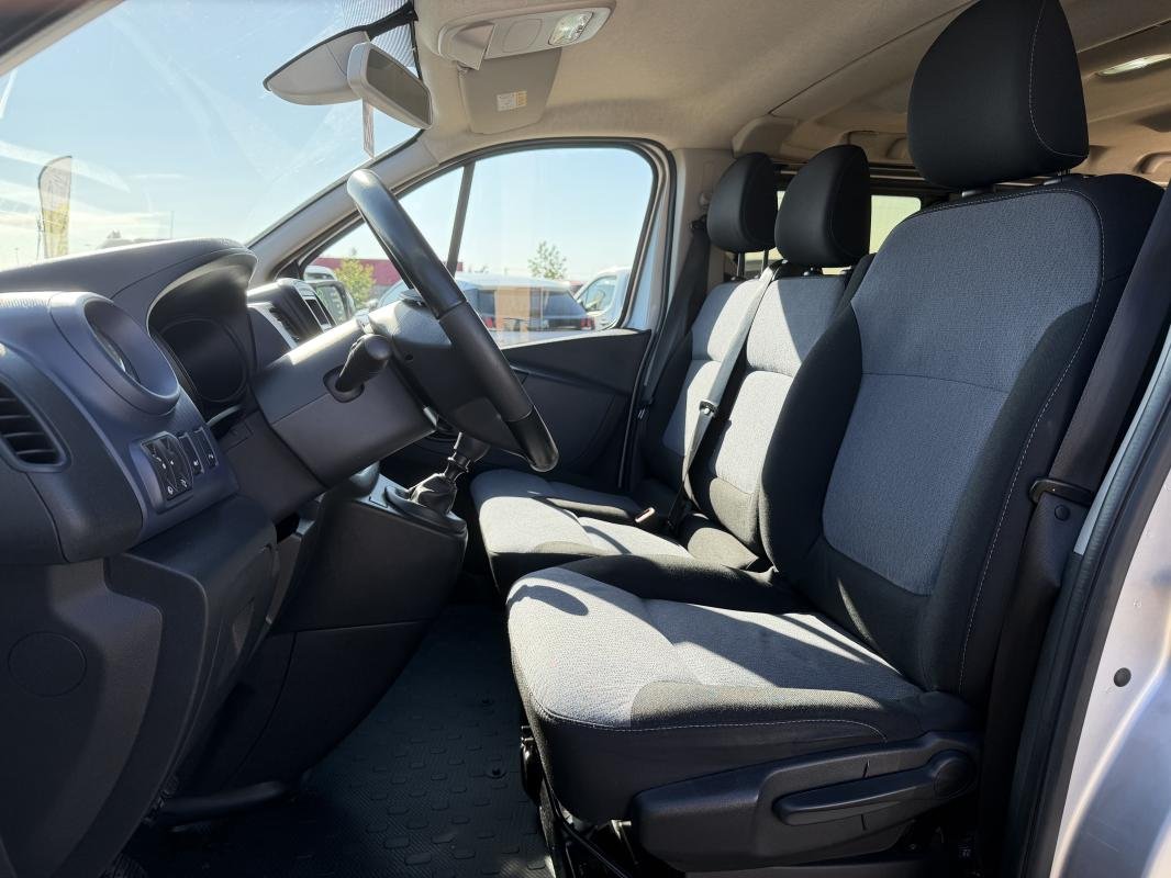 Opel Vivaro - Photo 12