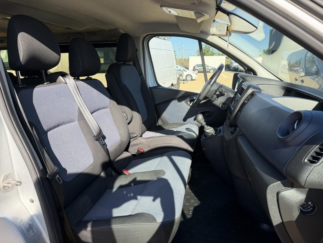 Opel Vivaro - Photo 13