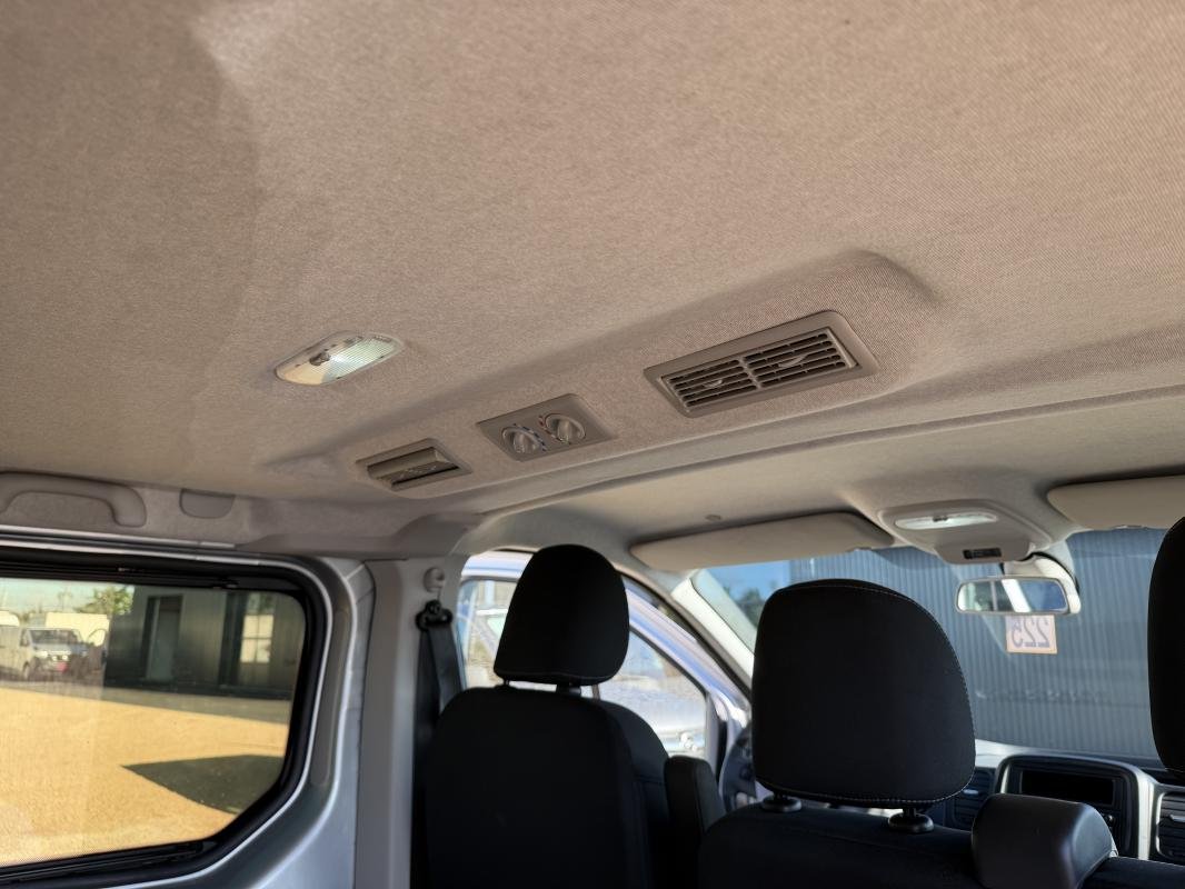 Opel Vivaro - Photo 28