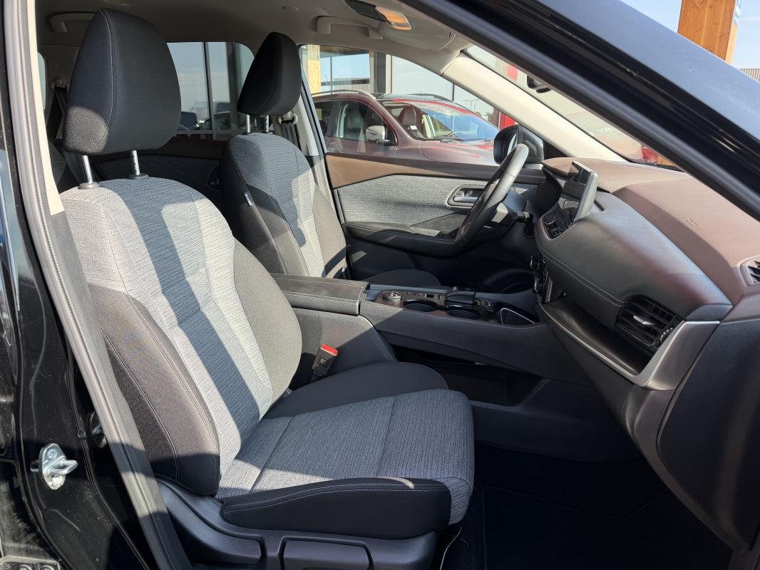 Nissan X-Trail - Photo 12
