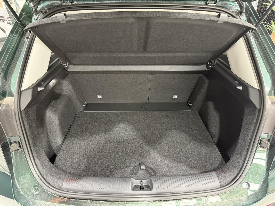 MG ZS - Photo 12