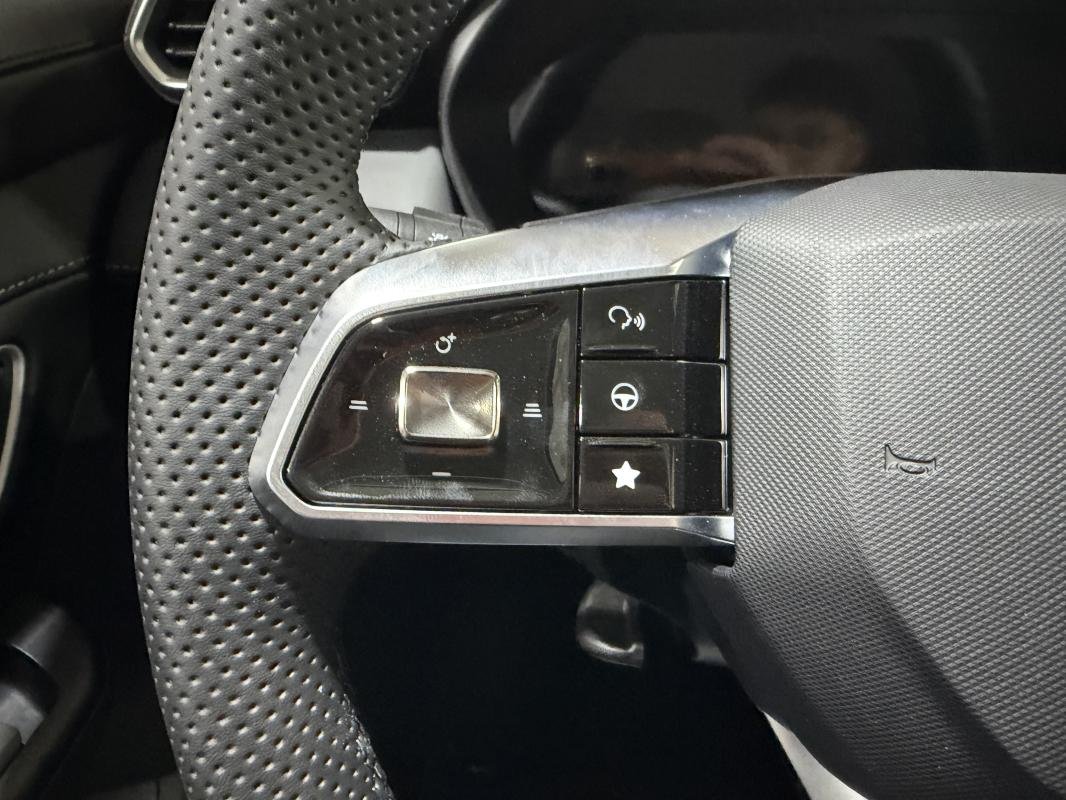 MG ZS - Photo 17
