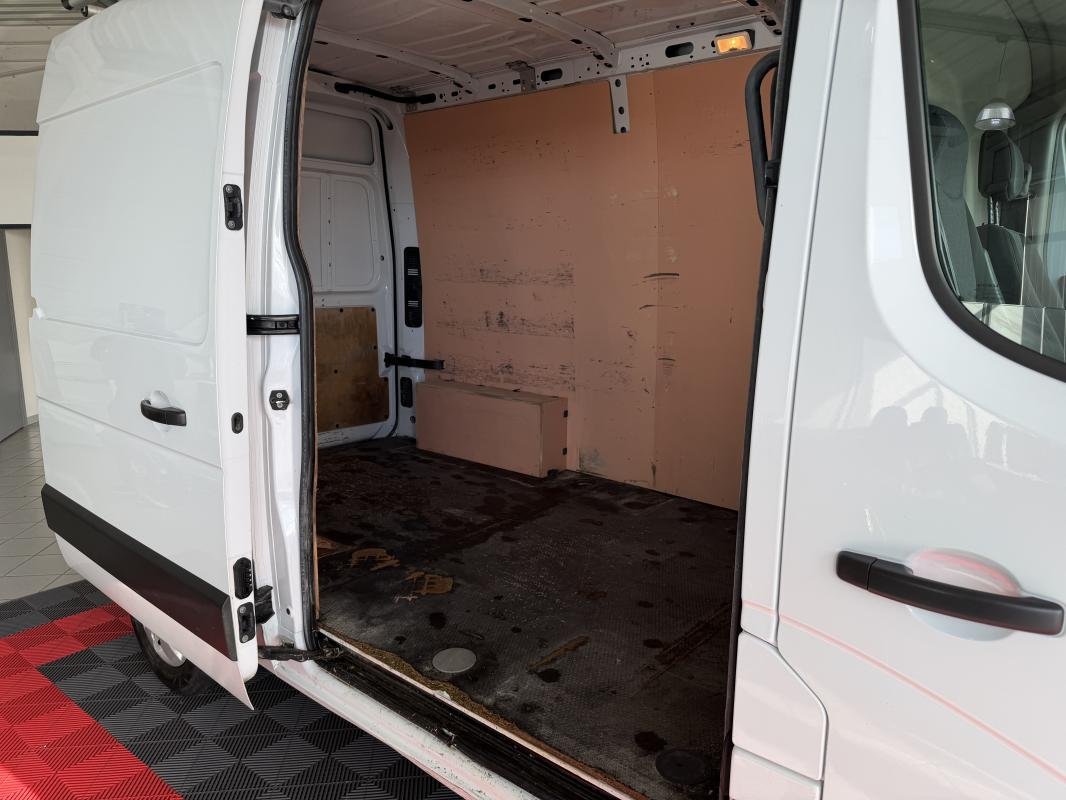 Nissan NV400 - Photo 21