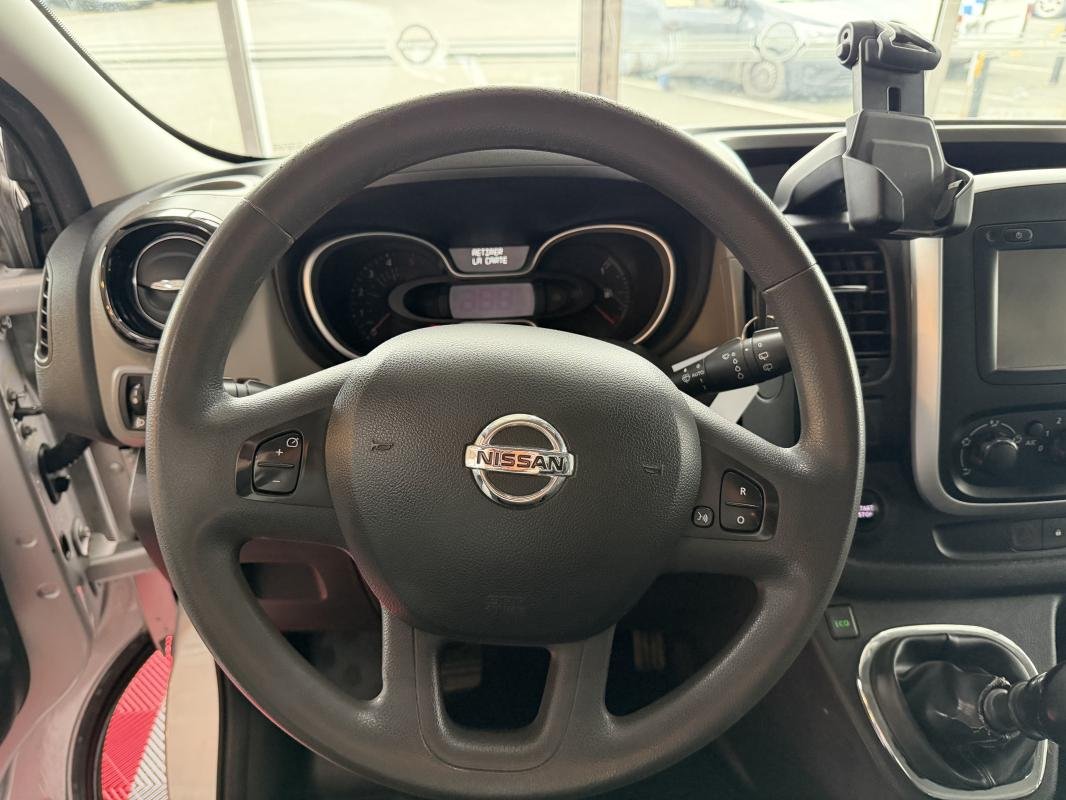 Nissan NV300 - Photo 14