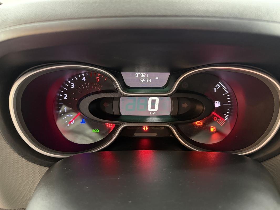 Nissan NV300 - Photo 15