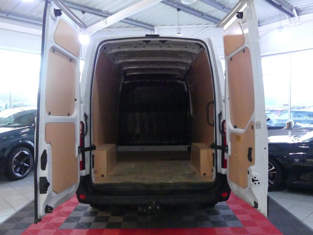 Nissan NV400 - Photo 9