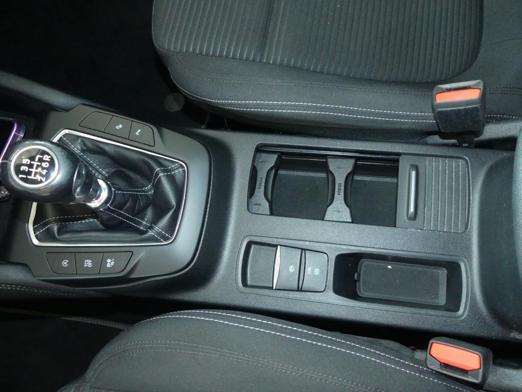 Ford Focus - Photo 12