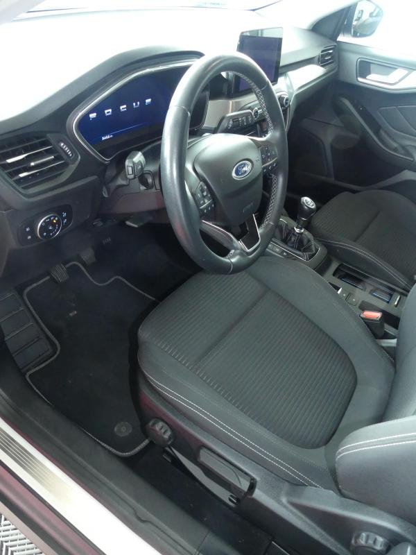 Ford Focus - Photo 9