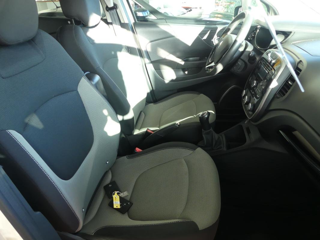 Renault Captur - Photo 15
