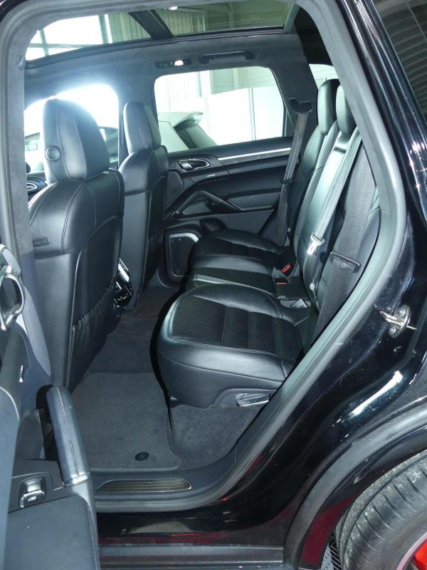 Porsche Cayenne - Photo 13