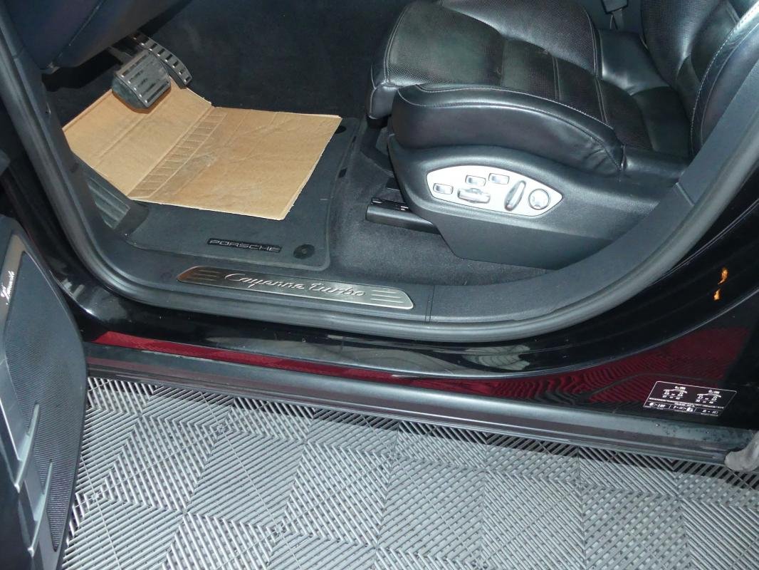 Porsche Cayenne - Photo 20
