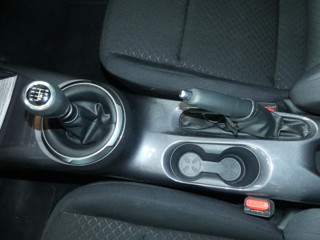 Nissan Juke - Photo 12
