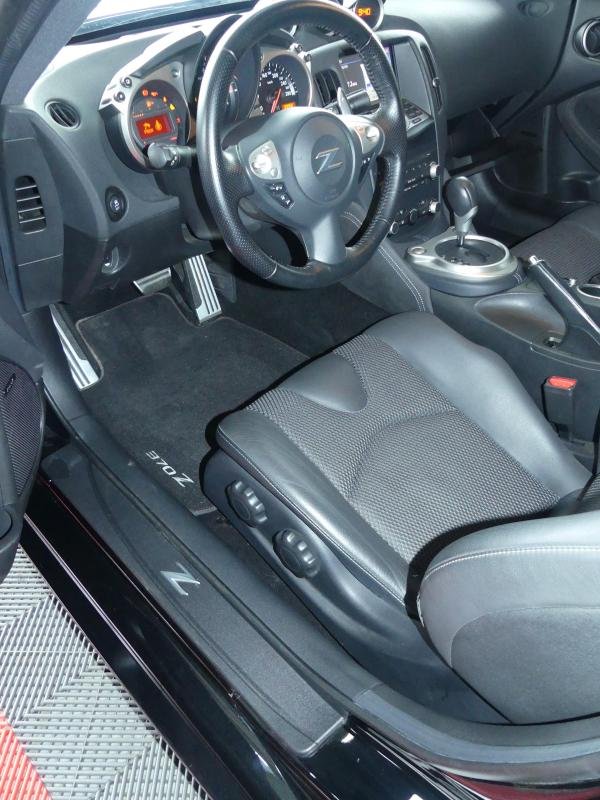 Nissan 370Z - Photo 13
