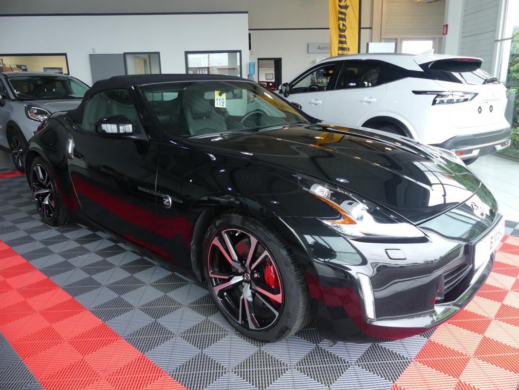 Nissan 370Z - Photo 4