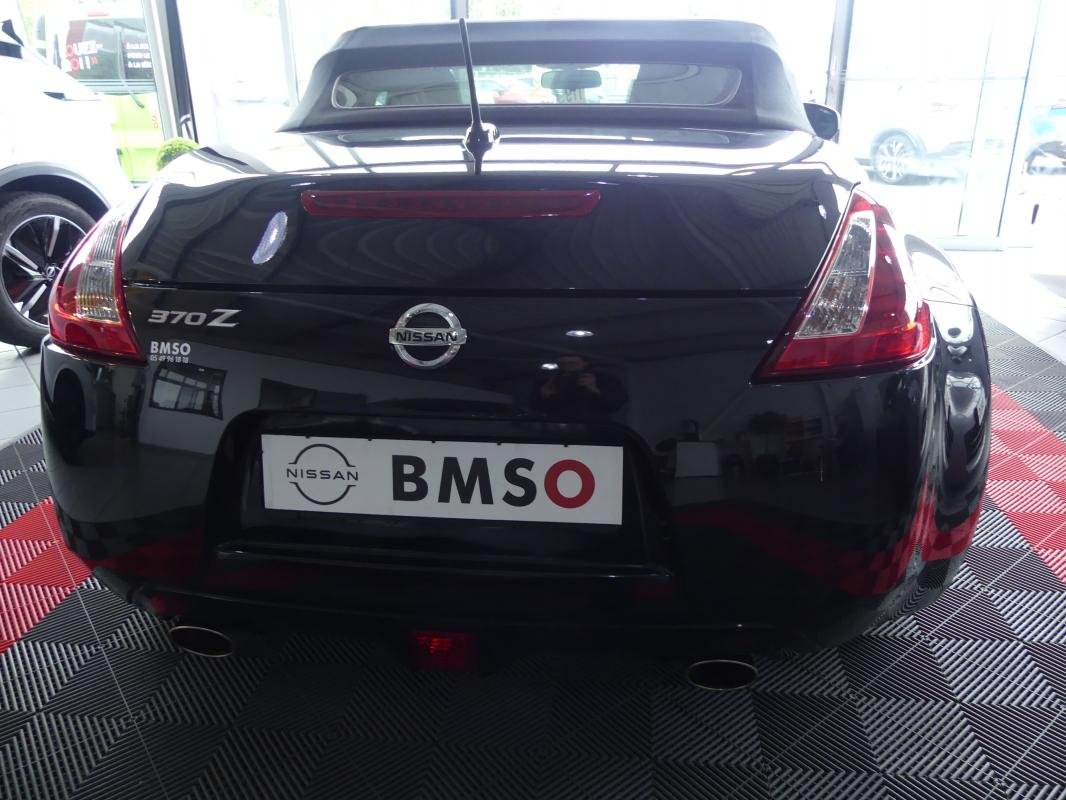 Nissan 370Z - Photo 5