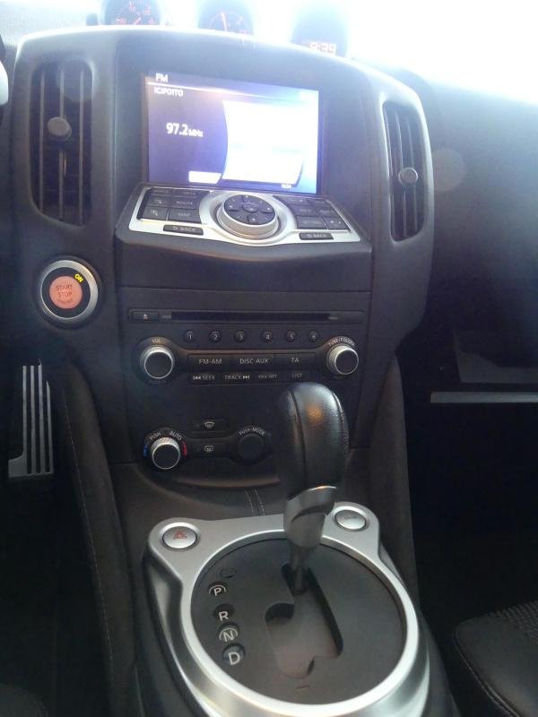 Nissan 370Z - Photo 10
