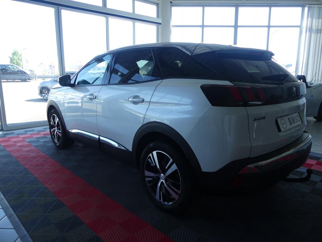 Peugeot 3008 - Photo 2