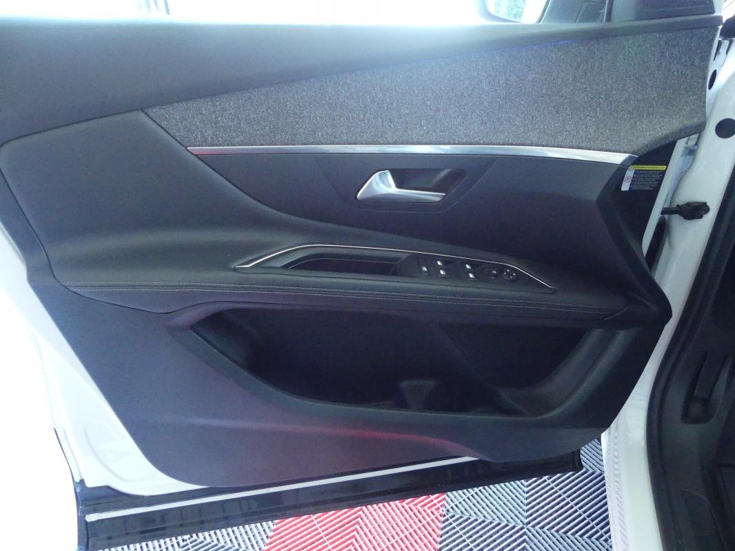 Peugeot 3008 - Photo 8