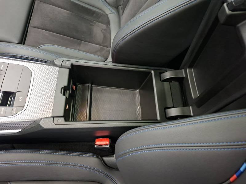 BMW i4 - Photo 23