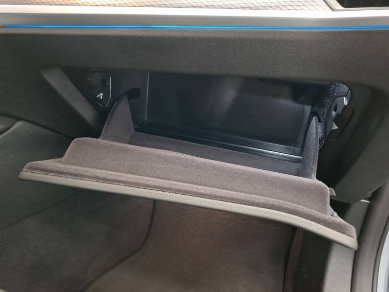 BMW i4 - Photo 28