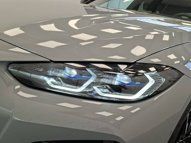 BMW i4 - Photo 36
