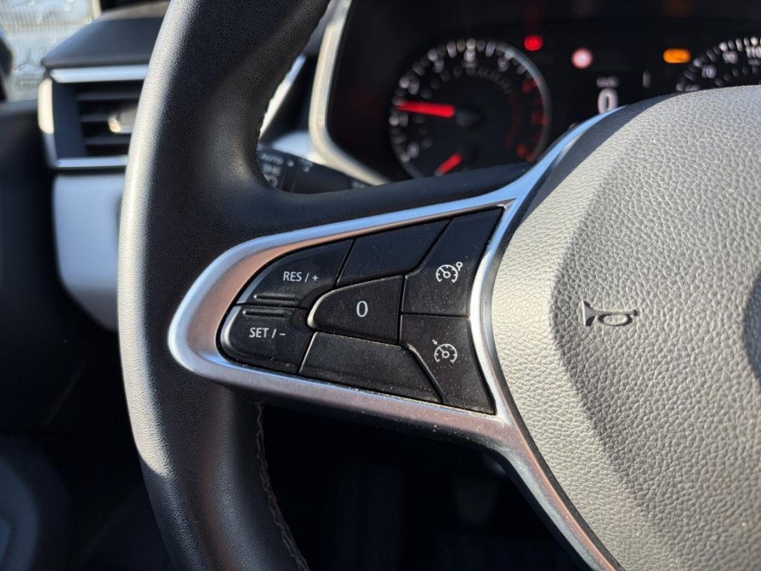 Renault Clio - Photo 24