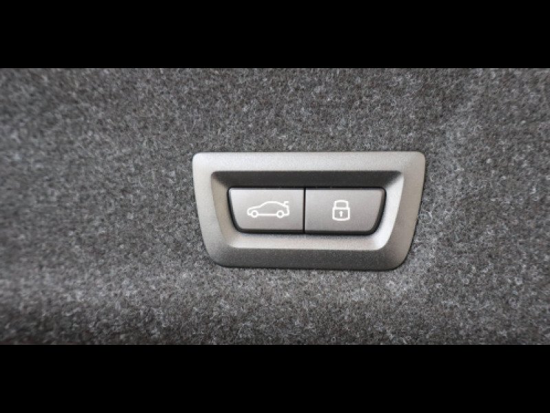 BMW Série 3 - Photo 14