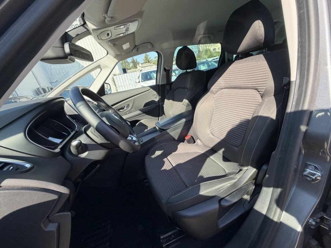Renault Grand Scénic - Photo 20