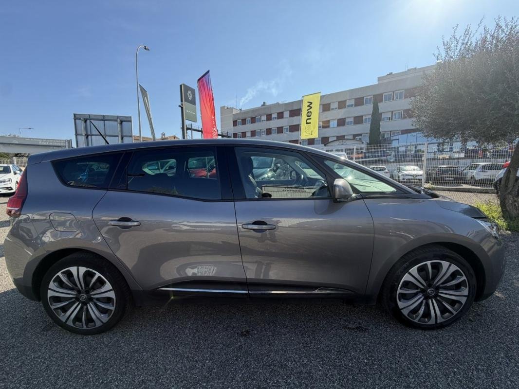 Renault Grand Scénic - Photo 8