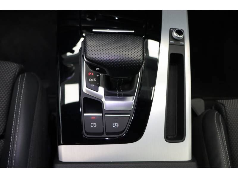 Audi Q5 - Photo 14