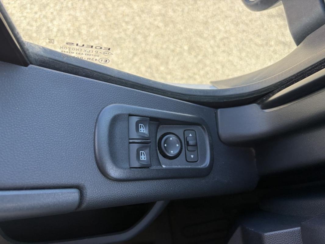 Renault Master - Photo 17