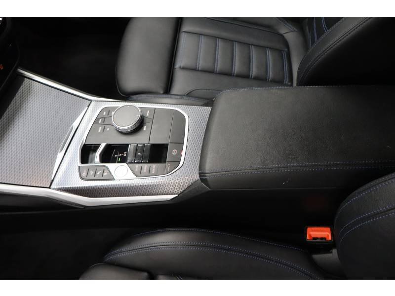 BMW Série 3 - Photo 20