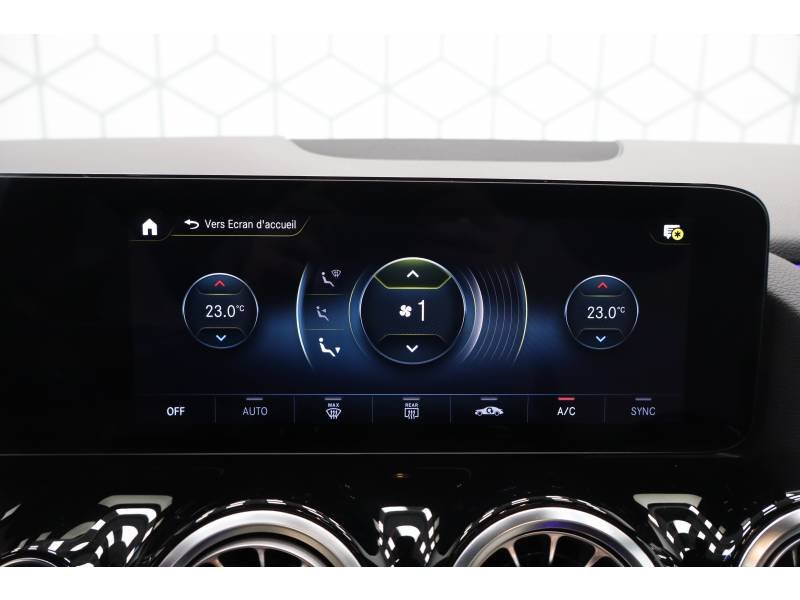 Mercedes Gla - Photo 26