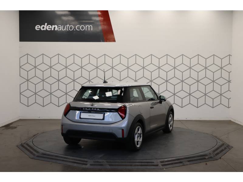 Mini Cooper - Photo 3