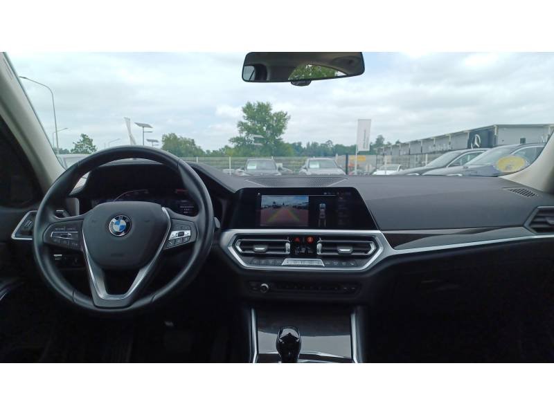 BMW Série 3 - Photo 21