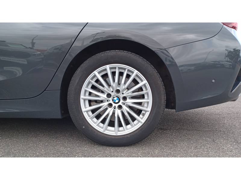 BMW Série 3 - Photo 9