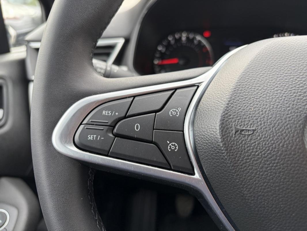 Renault Clio - Photo 21