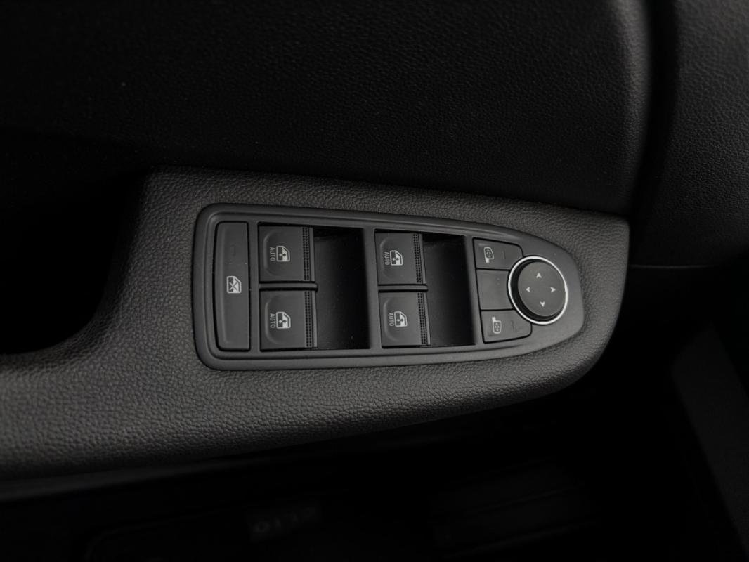 Renault Clio - Photo 25