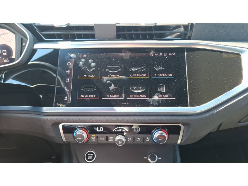 Audi Q3 - Photo 11