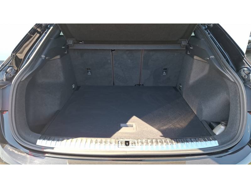 Audi Q3 - Photo 12