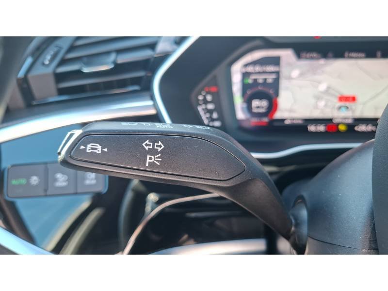Audi Q3 - Photo 25