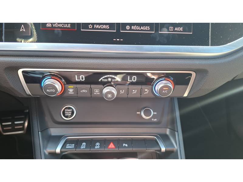 Audi Q3 - Photo 28