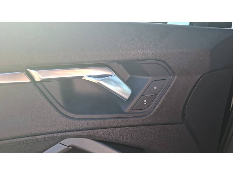 Audi Q3 - Photo 36