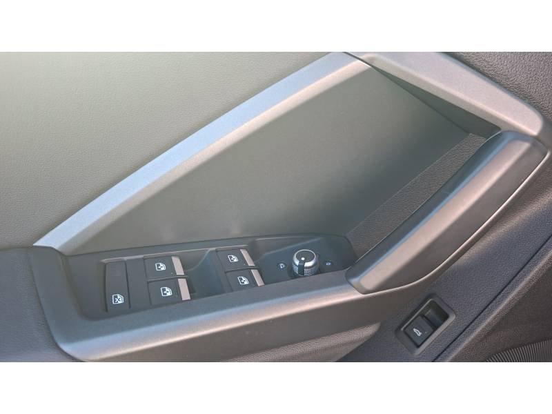 Audi Q3 - Photo 37