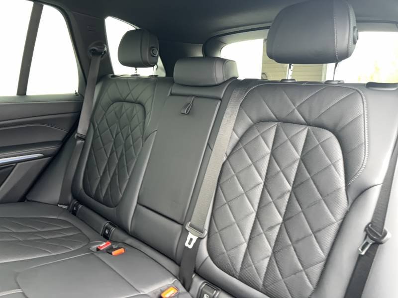 BMW X5 - Photo 16