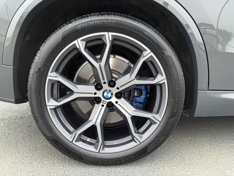 BMW X5 - Photo 18