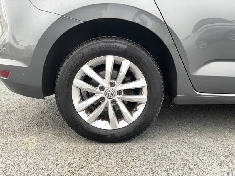 Volkswagen Touran - Photo 16