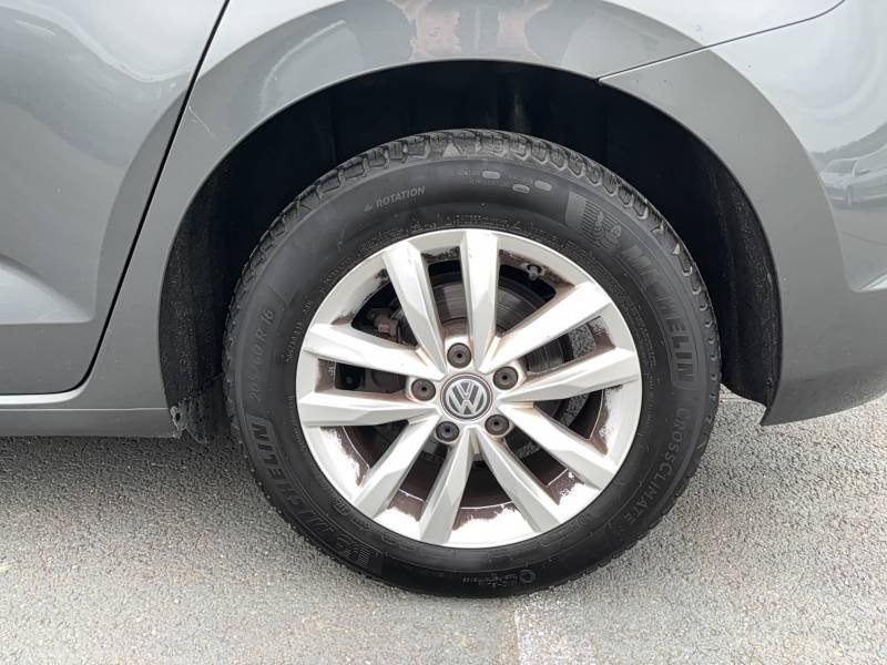 Volkswagen Touran - Photo 18