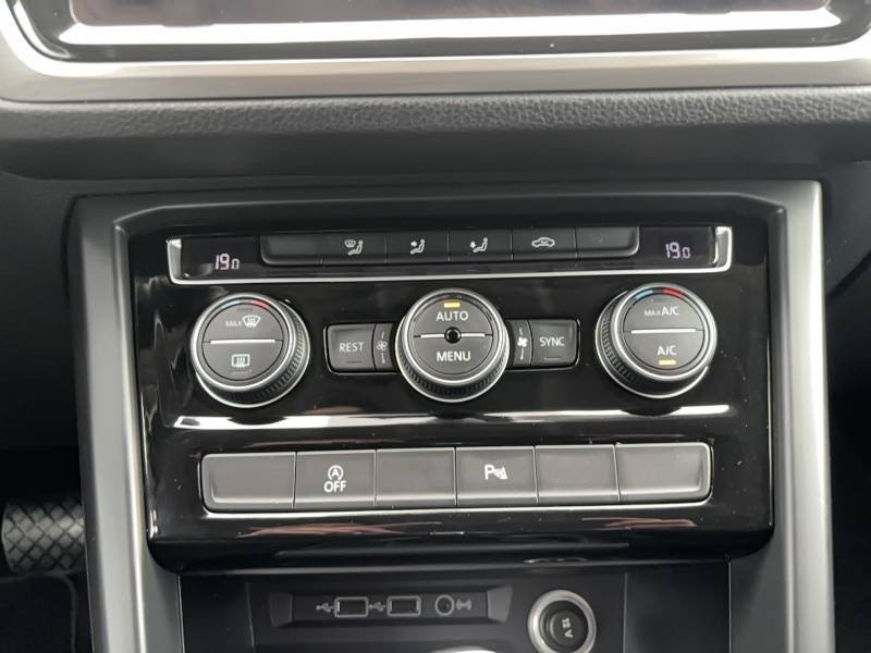Volkswagen Touran - Photo 42